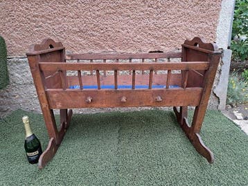 Wieg - Hout - Antieke rustieke wieg