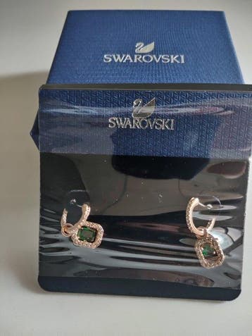 Swarovski - Figurine - Swarovski green crystal drop earrings