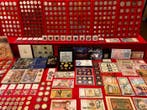 Wereld. World collection of coin, banknote, coin set, coin