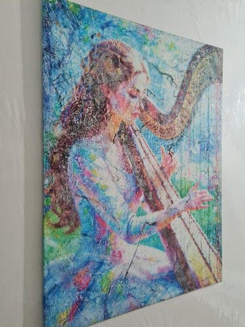 Alessio Mazzarulli - Playing a harp (n.705)