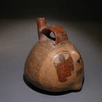 Nazca, Peru, Terracotta, Aardewerk Stirrup Vessel Jar. 9,5