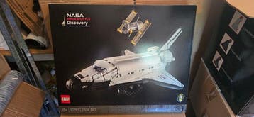 Lego Set - 10283 - NASA/ESA - NASA Space Shuttle Discovery, Nieuw