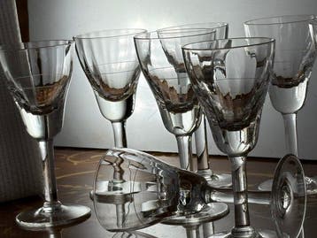 zeer mooie antieke wit wijn glazen - Drinkglas (9) - Glas, Antiek en Kunst