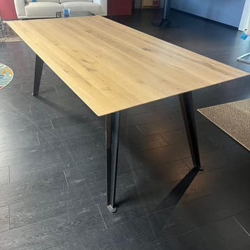 bert plantagie Eettafel Sato - Ongebruikt, Verzenden, Zo goed als nieuw, Overige houtsoorten, 100 tot 150 cm