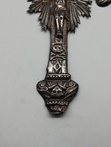 Crucifix - Zilver - 1750-1800 - Gedenk dat gij sterven zult., Antiek en Kunst