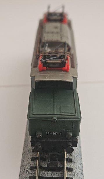 Arnold Rapido N - Locomotive électrique (1) - Locomotives