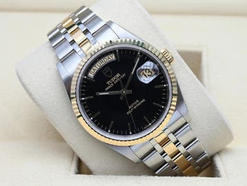 Tudor Prince Date Day Ref. 76213 Year 2017 (Box & Papers), Ophalen of Verzenden, Polshorloge