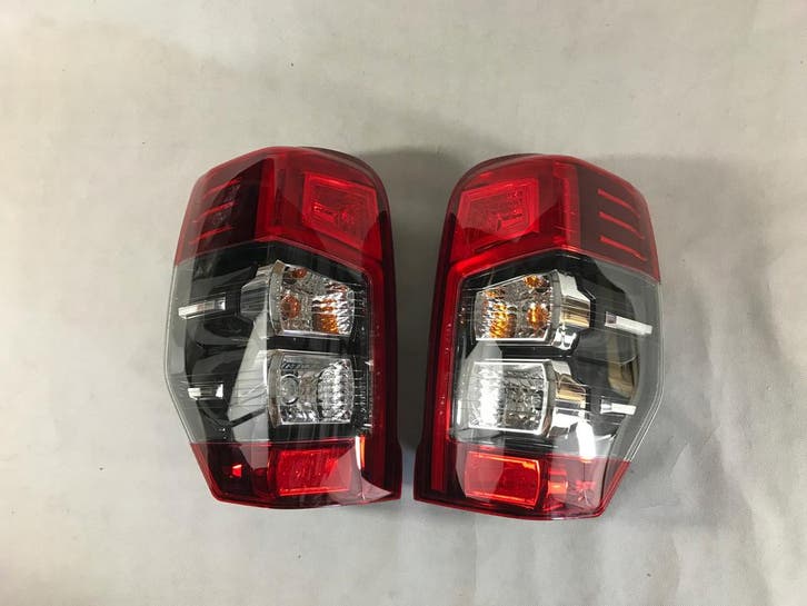 Mitsubishi L200 2019 LED achterlichten set, Autos : Pièces & Accessoires, Éclairage, Envoi