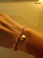 Roze glaskralen armband met bedeltje. (Meikes webshop), Hobby en Vrije tijd, Kralen en Sieraden maken, Verzenden, Nieuw