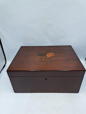 Poitrine - Coffre de rangement - Acajou - Boîte à bijoux