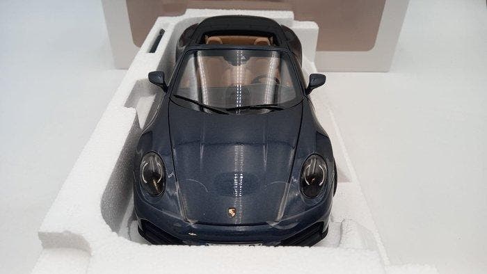 Norev 1:18 - Modelauto - Porsche 911 Carrera S Cabriolet, Hobby en Vrije tijd, Modelauto's | 1:5 tot 1:12