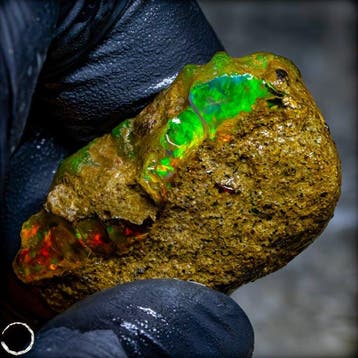 Stralende Crystal Opal voor verzamelaars en liefhebbers