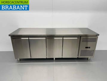 Établi réfrigéré HCB en acier inoxydable 4 portes 223 cm, Verzenden
