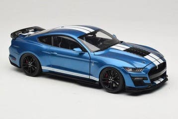 IXO Models 1:18 - Model sportwagen - Ford Mustang Shelby