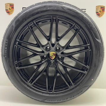 Porsche Cayenne E3 II ORIGINELE 21 RS Spyder zwart + banden, Ophalen, Banden en Velgen