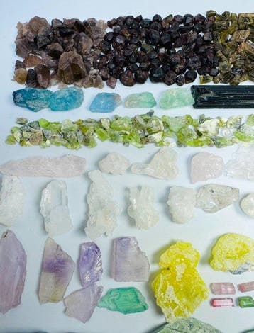 Mélange de pierres précieuses de qualité excitante Cristaux, Verzamelen