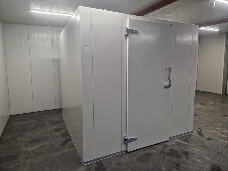 Koelcel 226 x 226 x 218 cm, Zakelijke goederen, Horeca | Keukenapparatuur, Gebruikt, Koelen en Vriezen