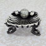 Tasse sur pied - Pés Zoomórficos - Barroco / Naturalista -, Antiquités & Art