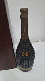 1992 Nicolas Feuillatte, Palmes dOr Brut - Champagne Brut -, Verzamelen, Wijnen, Nieuw