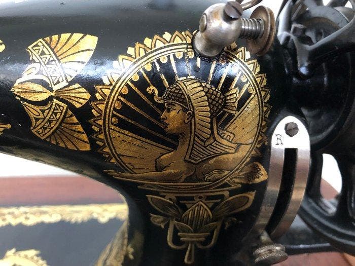 Frister & Rossmann Naaimachine - Gietijzer, Antiek en Kunst, Kunst | Designobjecten