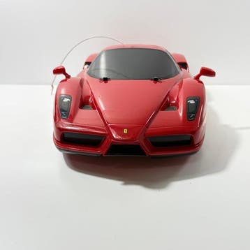 Tamiya 1:10 - Modèle réduit - Electric RC Car Enzo Ferrari, Hobby & Loisirs créatifs