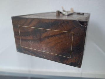 Beaumont - Coffre-fort - Kassabox - Faux Bois - Acier -, Antiek en Kunst
