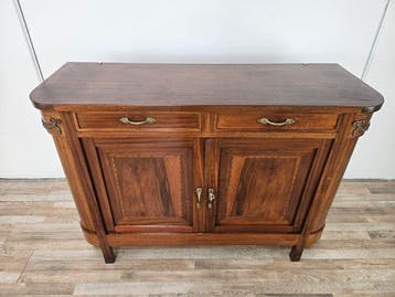 Credenza - Dressoir met messingversieringen. - Walnoot,