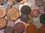 Wereld. Large lot of World Coins, (more 2 Kilos) 1800 to