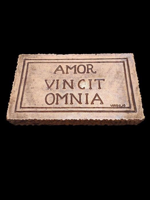 sculptuur, Bassorilievo Amor Vincit Omnia - 19 cm -, Antiquités & Art, Curiosités & Brocante