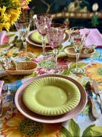 Exclusief tafelkleed met tuinbloemenprint voor brede tafels., Antiek en Kunst