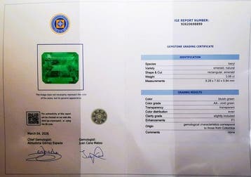 1 pcs Vert Émeraude - 3.06 ct - Instituto Gemólogico Español, Nieuw