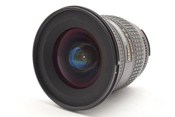 Nikon AF Nikkor 3.5-4.5/18-35mm D ED Objectif à focale