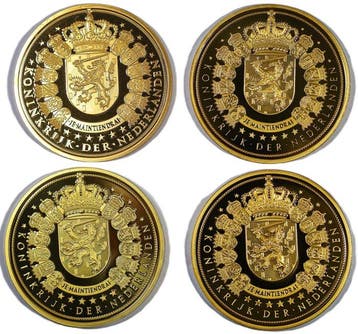Nederland. Gold Plated Medals (4) Queen Wilhelmina - Queen