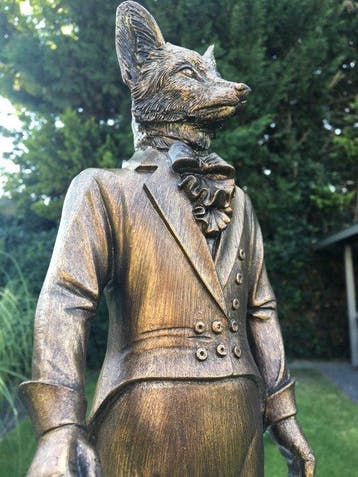 Beeld, GENTLEMAN WOLF - 42 cm - Resin