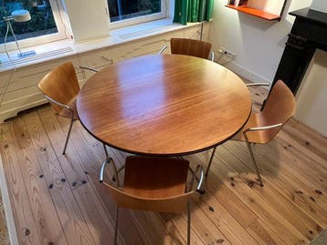 Fritz Hansen - Vico Magistretti - Eettafel (5) - VM series -