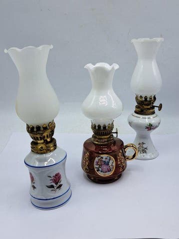 Lampe à huile - lampe de table - Opaline - Trois lampes à
