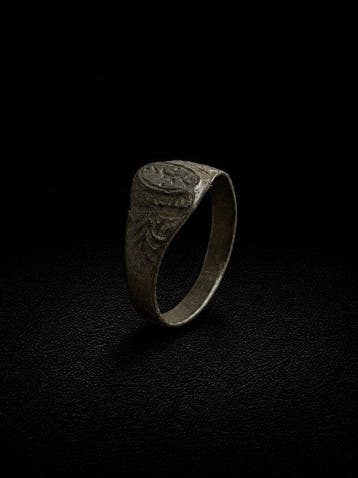 Islamitisch Brons Ring - 9e tot 13e eeuw na Christus (Zonder