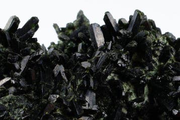 Nieuwe vondst - EPIDOTE-sprays op microcline - glanzend -