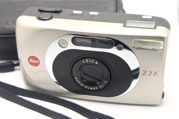 Leica Z2X Compact Point & Shoot Film Camera with leather