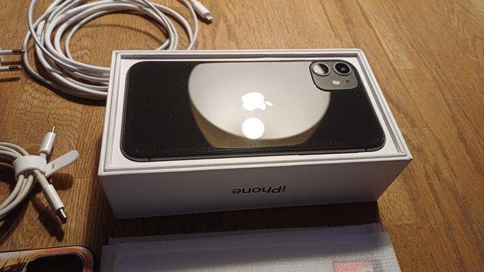 Apple iPhone 11 - Mobiele telefoon - In originele verpakking, Games en Spelcomputers, Spelcomputers | Overige Accessoires