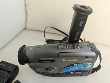 Panasonic RX33 VHS-C Camcorder Kit - Incl. AC Adapter & USB