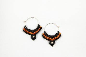 Macramé Oorringen - Zwart / Oranje - Handgemaakt van Duur.., Ophalen of Verzenden