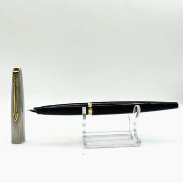 Parker - 45 black barrel with brushed metal cap 14K Nib -, Nieuw