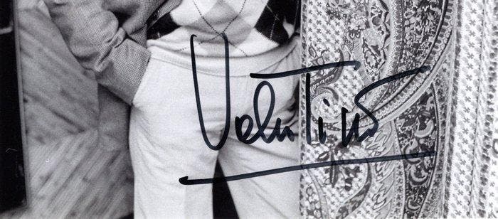 Valentino – Signed Photo – Fashion Designer - Foto, Verzamelen, Film en Tv