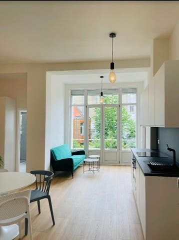 Appartement aan Avenue Émile Max, Schaerbeek