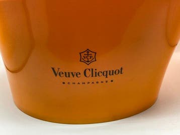 Veuve Clicquot - Champagne koeler - zwembad - PVC