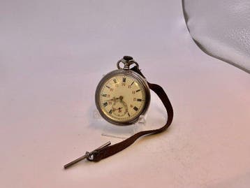 Moeris Metallo . Quadrante 12/24 ore . Con catena dell’epoca