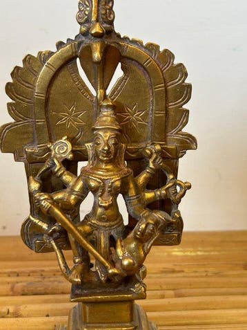 Mahishasura Mardini - 18 cm - Brons - India - het begin van