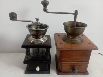 Moulin à café (2) - Bois, Laiton, Métal, Porcelaine, Verre