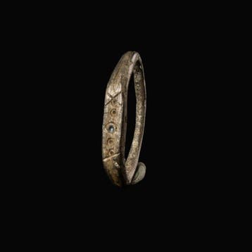 Oud-Romeins Zilver Legionairsring met XX en ring- en